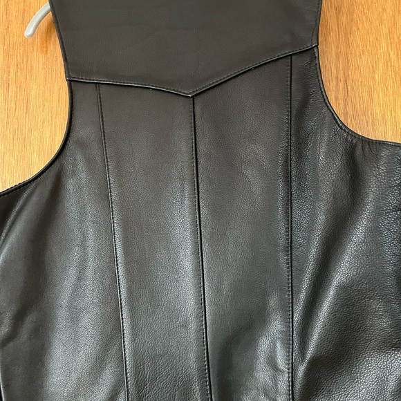 Men’s leather Vest - Picture 8 of 9
